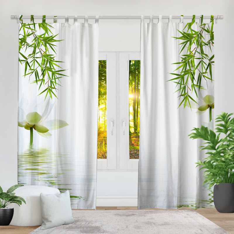 Fotovorhang: Bambus mit weißen Seerosen