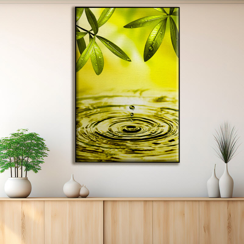 Textilspannrahmen mit Motiv: Blätter über Wasser