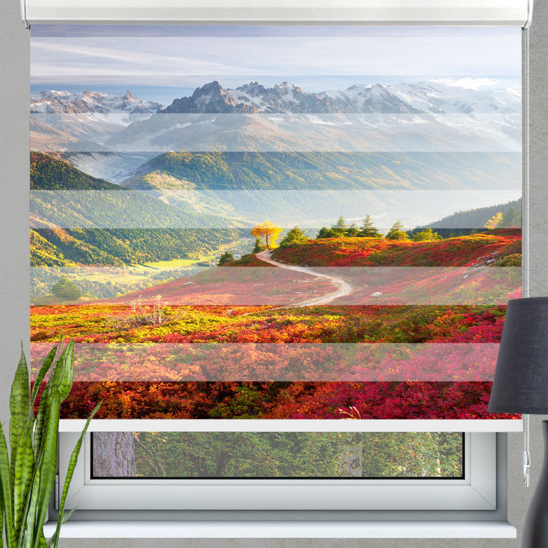 Doppelrollo mit Motiv: Roter Herbst mit Alpenausblick