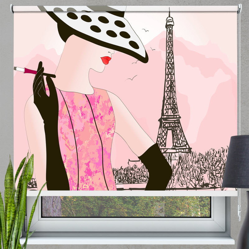 Rollo mit Motiv: Modische Frau in Paris
