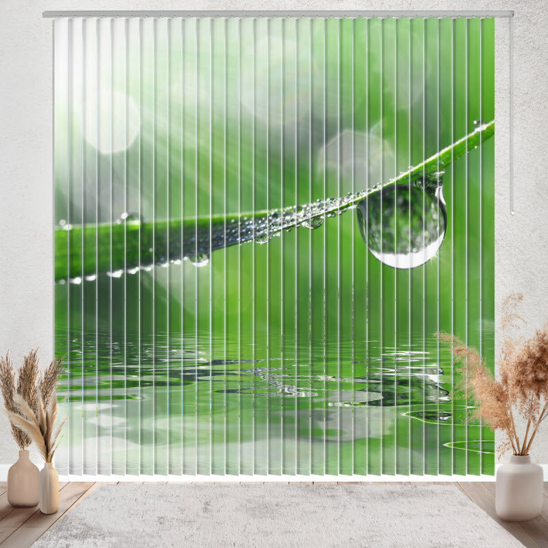 Lamellenvorhang mit Motiv: Wassertropfen auf Gras