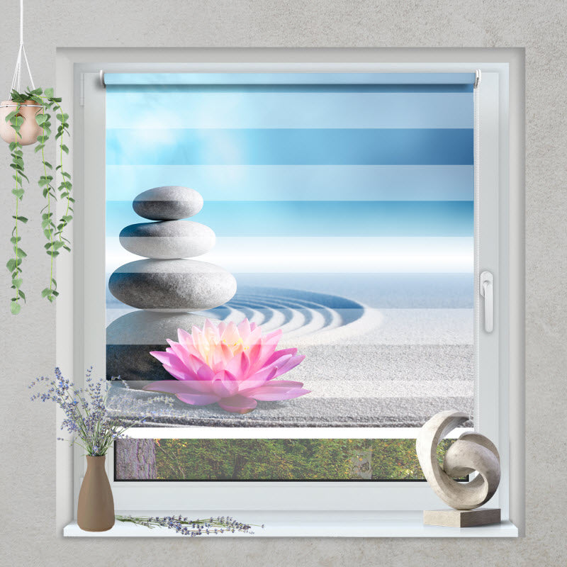 Klemmfix Doppelrollo mit Motiv: Spa Steine mit Seerose im Sand