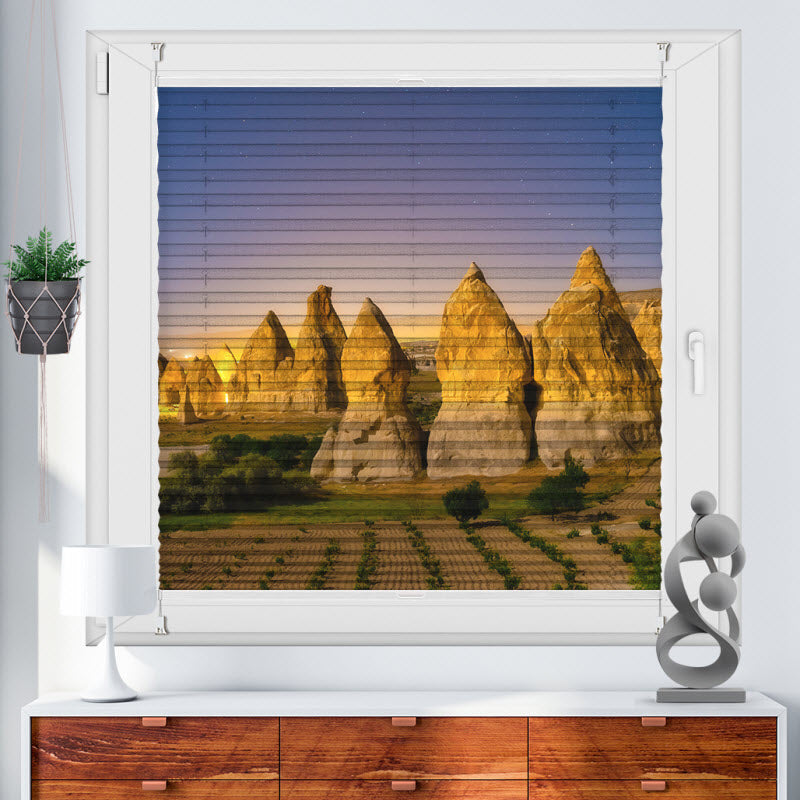 Wabenplissee mit Motiv: Hohe Felsen