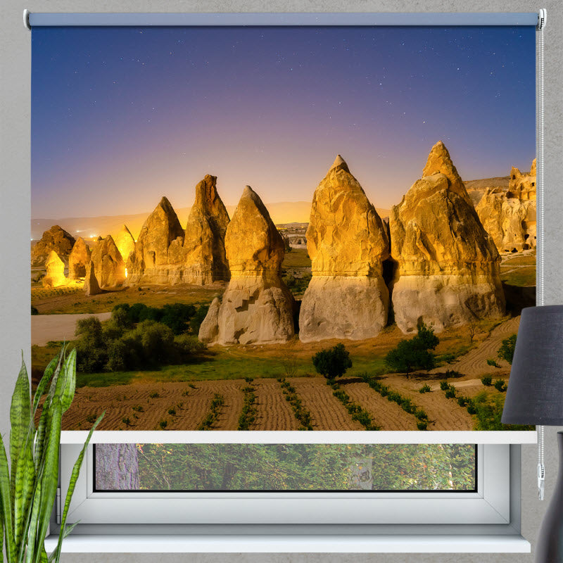 Rollo mit Motiv: Hohe Felsen