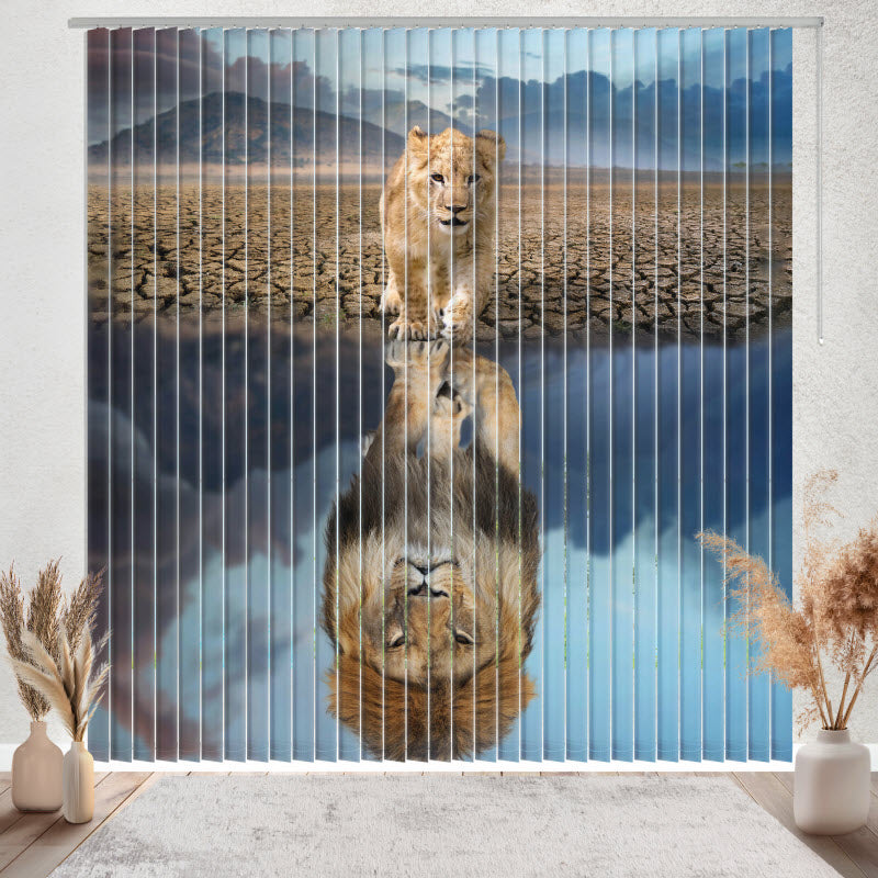 Lamellenvorhang mit Motiv: Löwenjunge Spiegelbild Löwenpapa